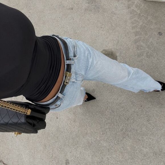 501 Levi light wash jeans - Picture 3 of 10